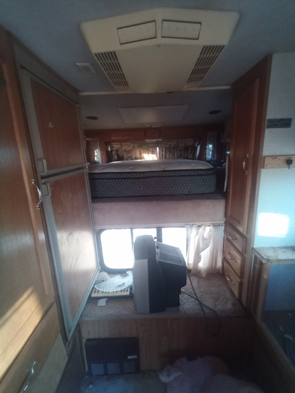 Hill Top - Land - With Tiny House RV - Image 11